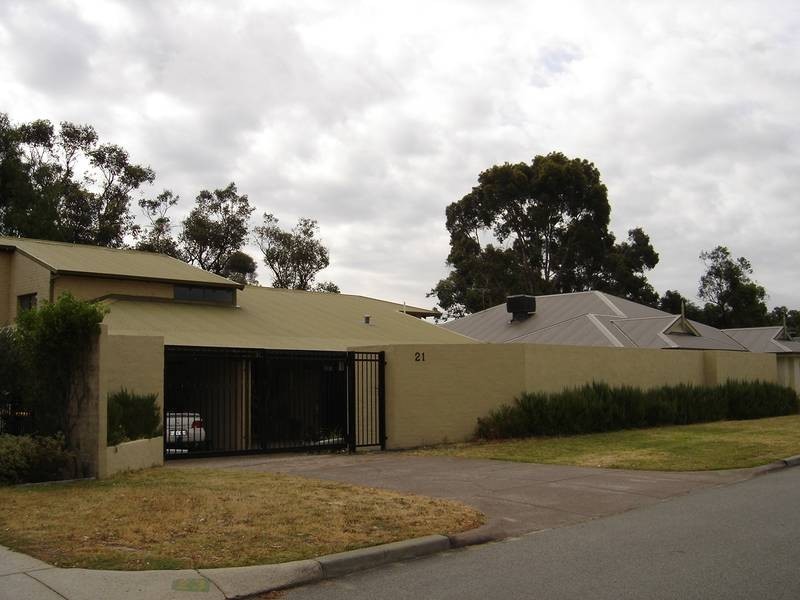 21 Thompson Way, Bull Creek WA 6149