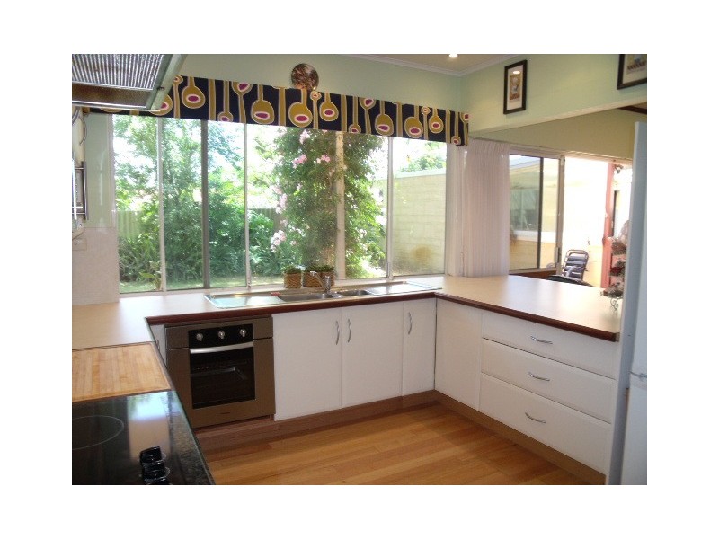 18 Stoddart Way, Bateman WA 6150