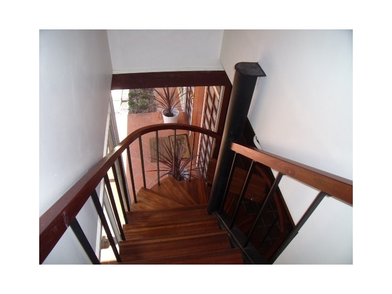 18 Stoddart Way, Bateman WA 6150