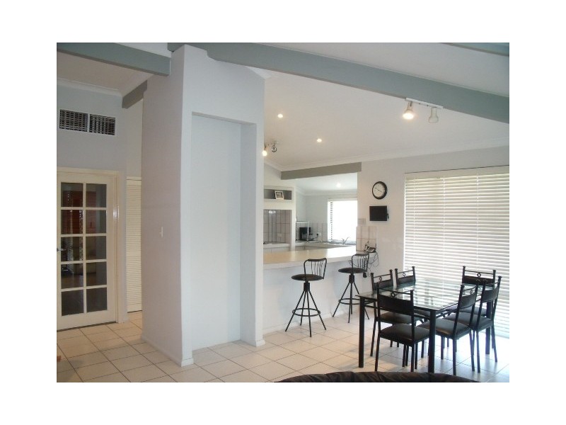 4 Brice Close, Leeming WA 6149