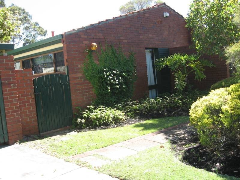 11 Hardy Street, Bull Creek WA 6149