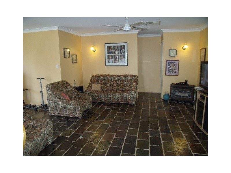 6 Clemros Way, Leeming WA 6149