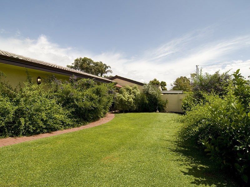 117 Darley Circle, Bull Creek WA 6149