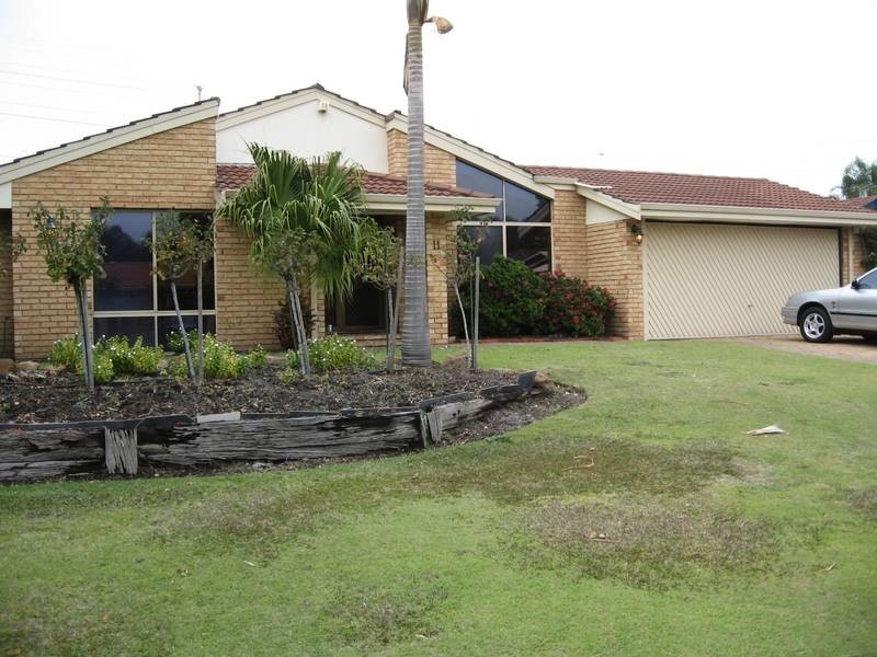 11 Capill Corner, Leeming WA 6149