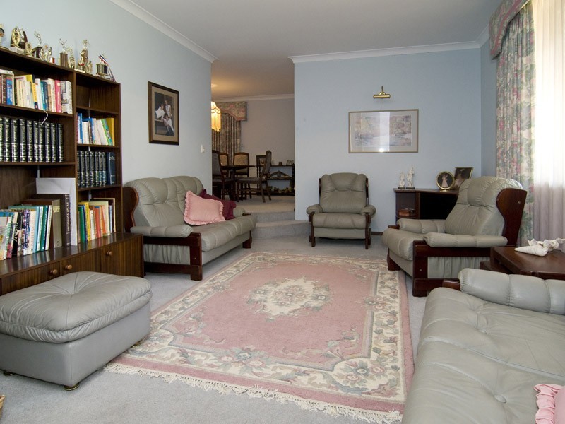 3 Neave Close, Leeming WA 6149