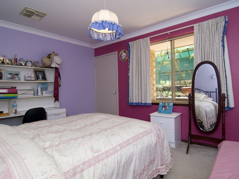 3 Neave Close, Leeming WA 6149