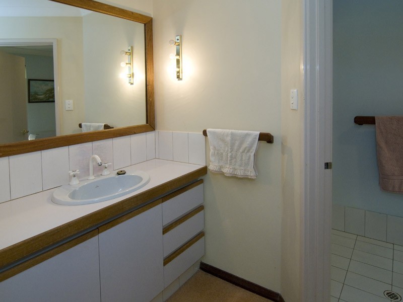 3 Neave Close, Leeming WA 6149