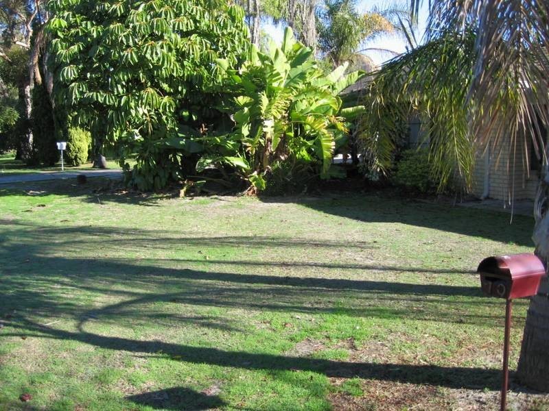 79 Parry Avenue, Bull Creek WA 6149