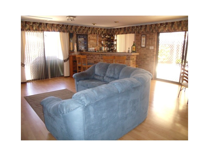 2 Doran Place, Willetton WA 6155