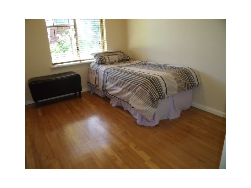 5 Charrington Court, Leeming WA 6149