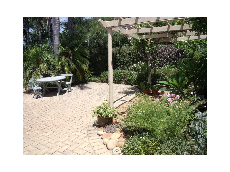 27 Brockman Avenue, Bull Creek WA 6149