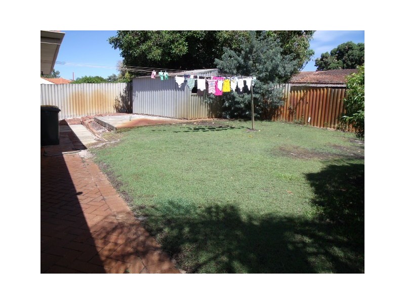 24 Whittaker Crescent, Bull Creek WA 6149