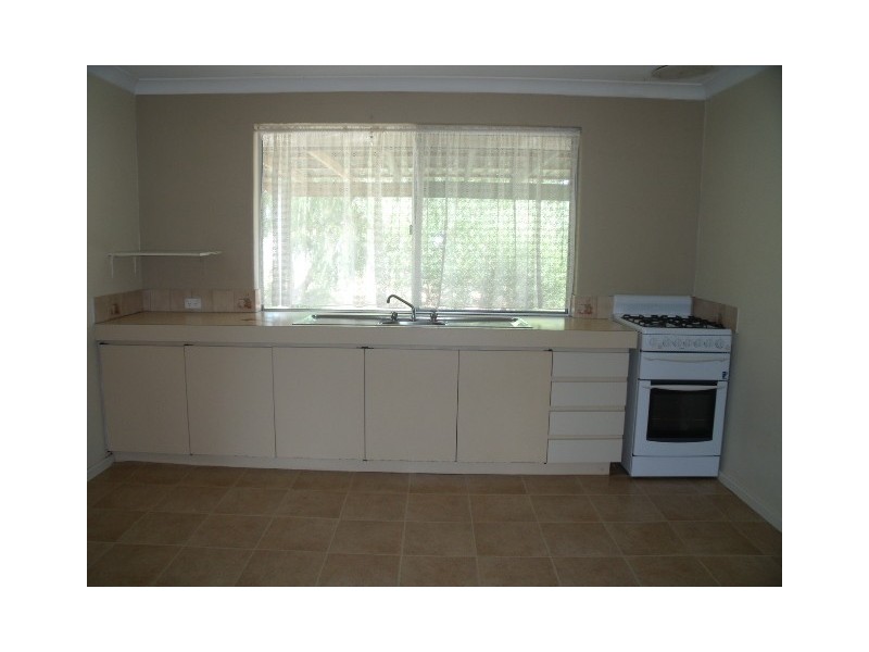 6 Kinlock Avenue, Ferndale WA 6148