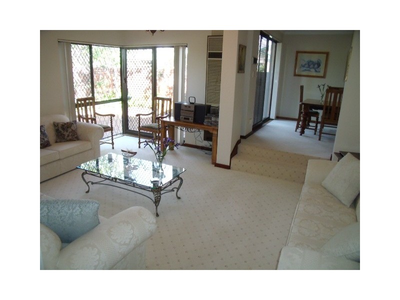 9 Upland Gardens, Willetton WA 6155