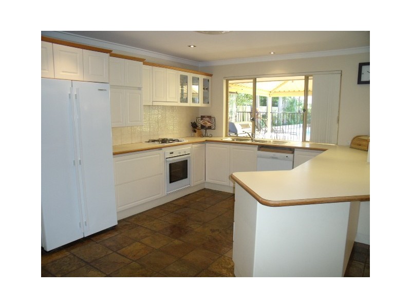 5 Charrington Court, Leeming WA 6149