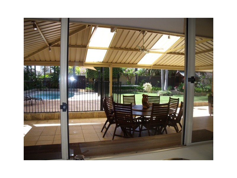 5 Charrington Court, Leeming WA 6149