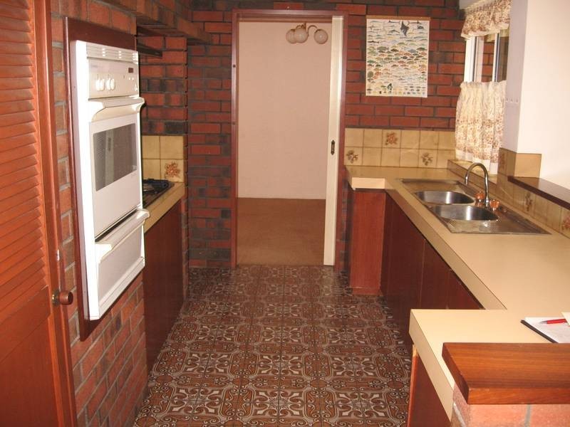 2 Gribble Road, Bull Creek WA 6149