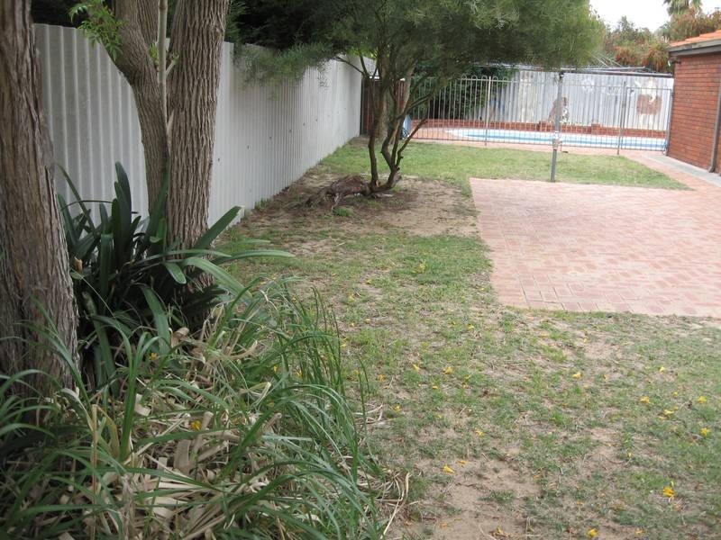 2 Gribble Road, Bull Creek WA 6149