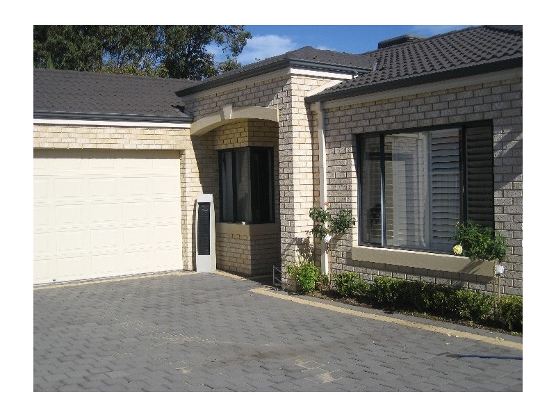 27a Links Road, Ardross WA 6153