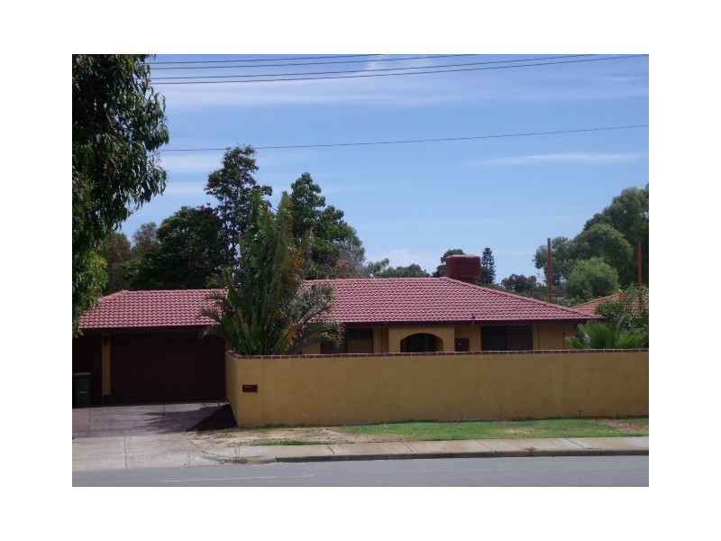 121 Darley Circle, Bull Creek WA 6149