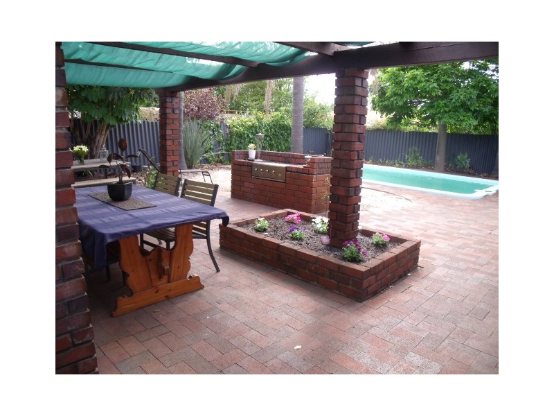 25 Darley Circle, Bull Creek WA 6149