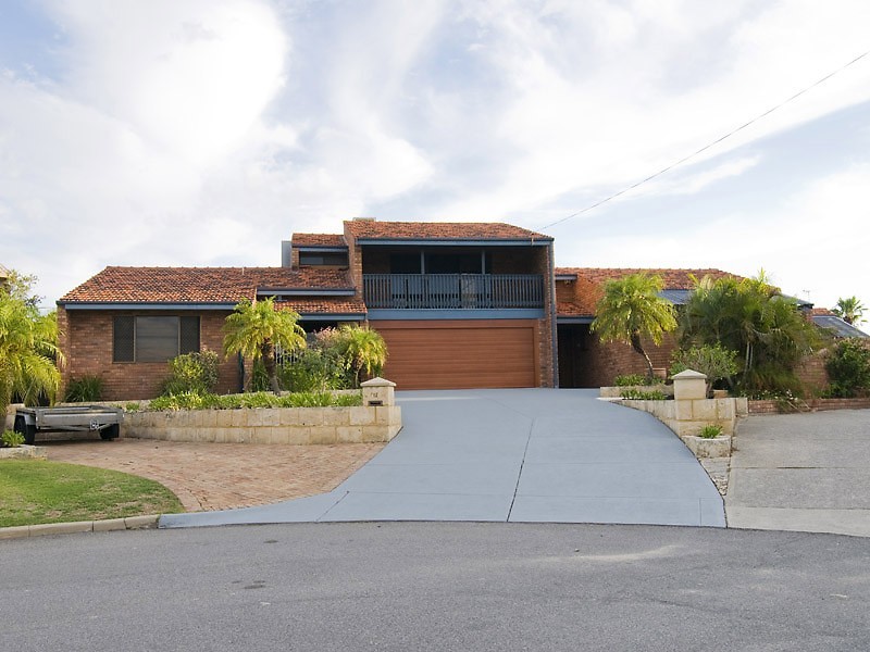 12 Larmer Place, Bull Creek WA 6149