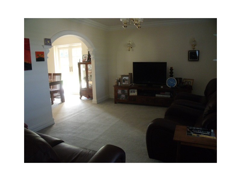 7 Witney Place, Leeming WA 6149