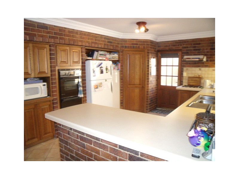 7 Witney Place, Leeming WA 6149