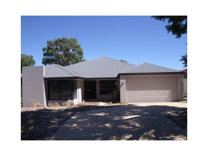 8 Pannell Road, Bateman WA 6150