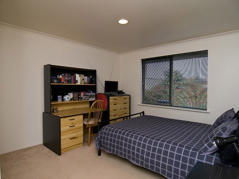 11 Evergreen Court, Leeming WA 6149