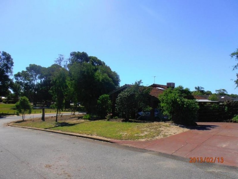 1 Duncton Court, Leeming WA 6149