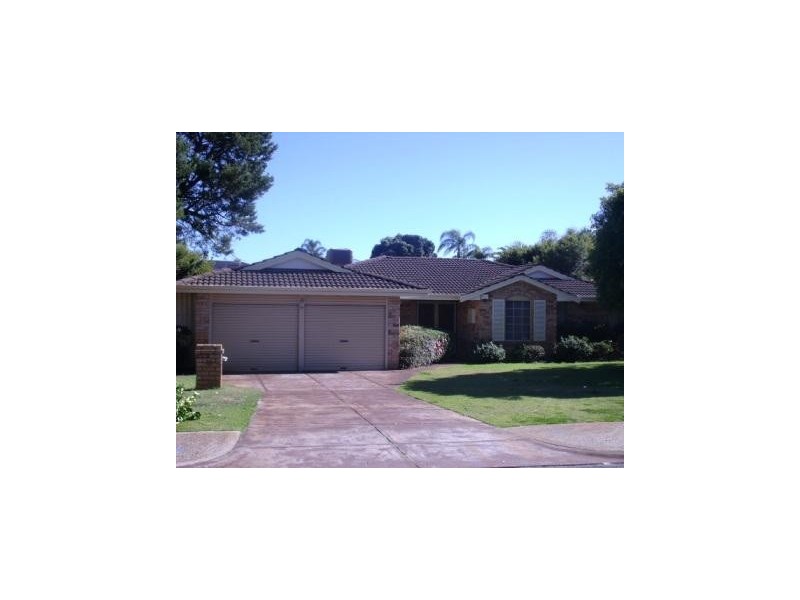 33 Calley Drive, Leeming WA 6149