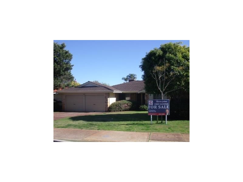 33 Calley Drive, Leeming WA 6149