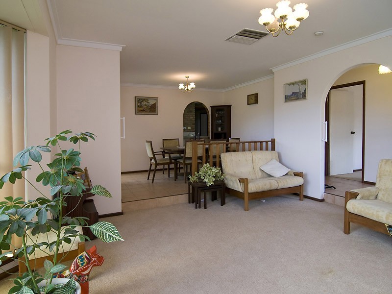 15 Clifford Street, Bull Creek WA 6149