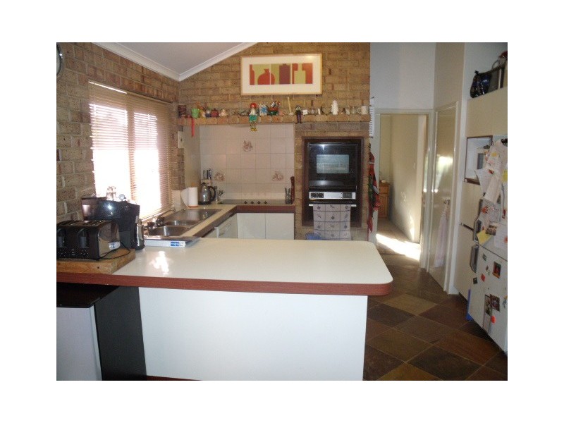 23 Westall Tce, Leeming WA 6149