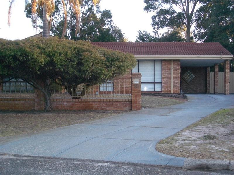15 Eyre Close, Bull Creek WA 6149