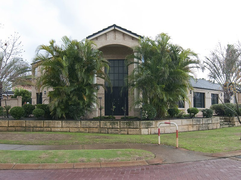 1 Wilding Place, Bull Creek WA 6149