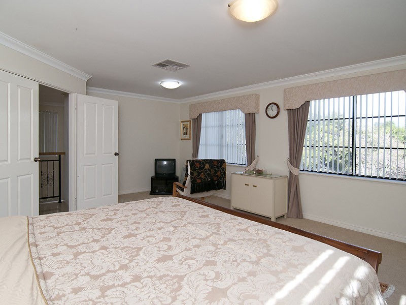 1 Wilding Place, Bull Creek WA 6149