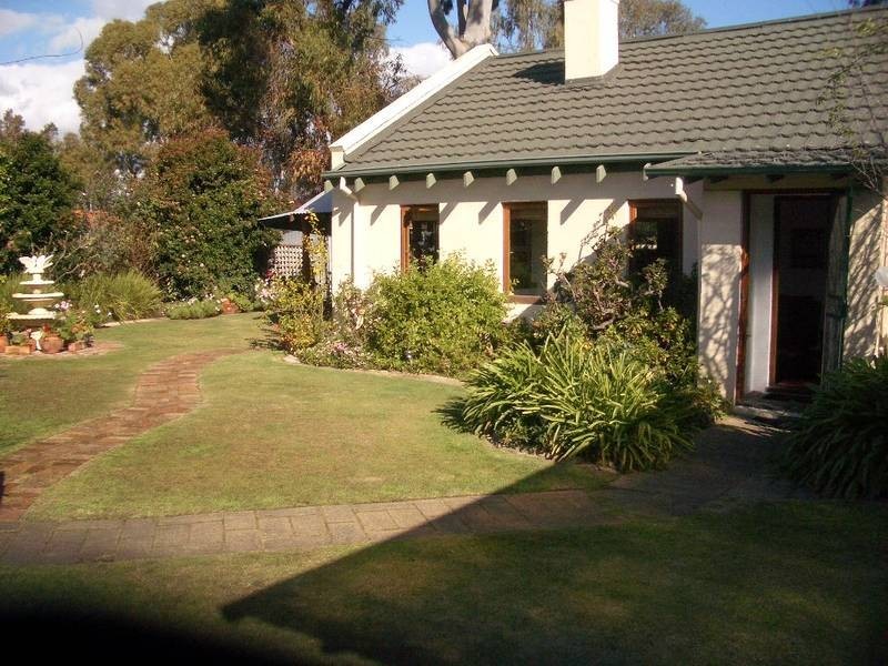 25 Wethered Street, Leeming WA 6149