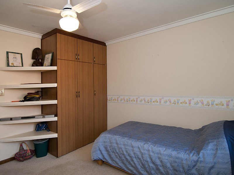 15 Endeavour Ave, Bull Creek WA 6149