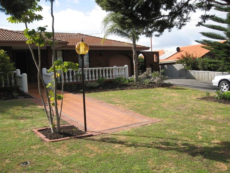 84 Camm Avenue, Bull Creek WA 6149