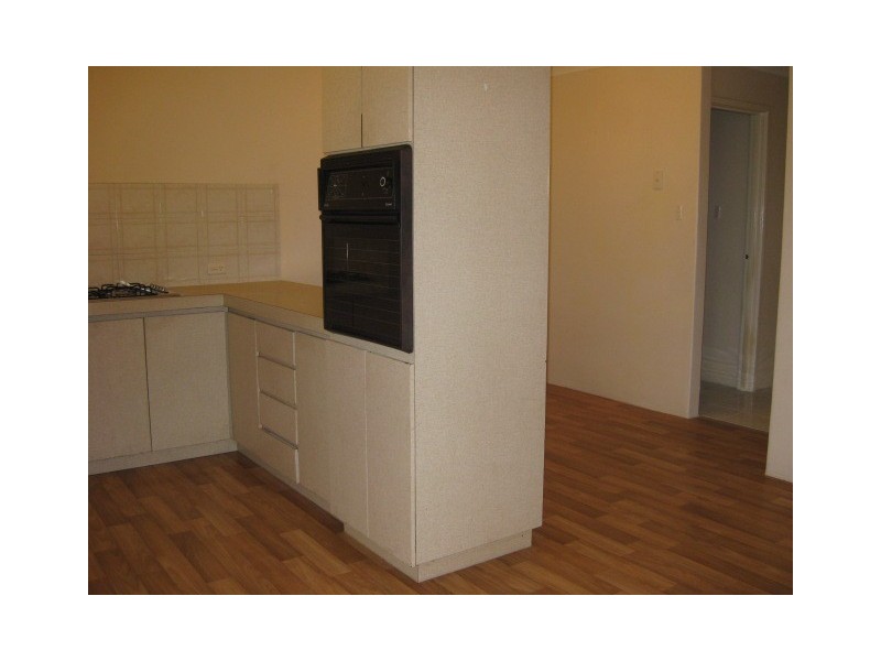 8 South Lake Drive, South Lake WA 6164