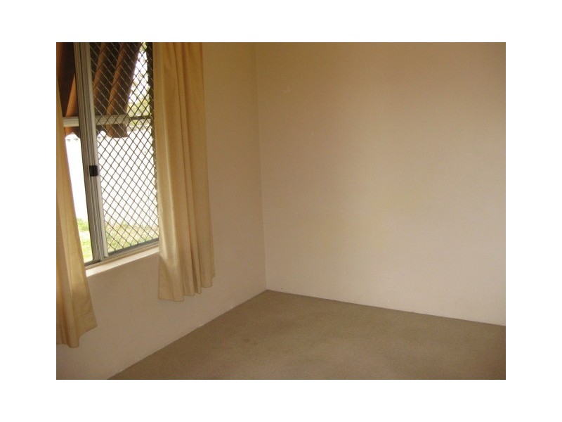 8 South Lake Drive, South Lake WA 6164