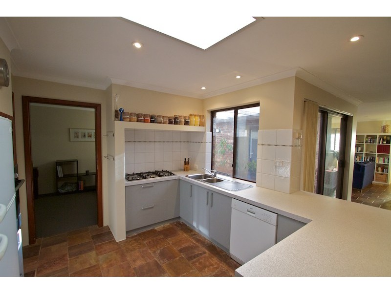 13 Wethered Street, Leeming WA 6149