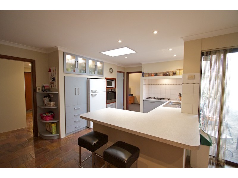 13 Wethered Street, Leeming WA 6149