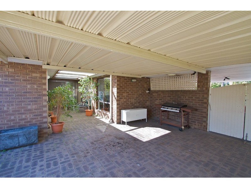 13 Wethered Street, Leeming WA 6149