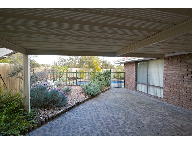 13 Wethered Street, Leeming WA 6149