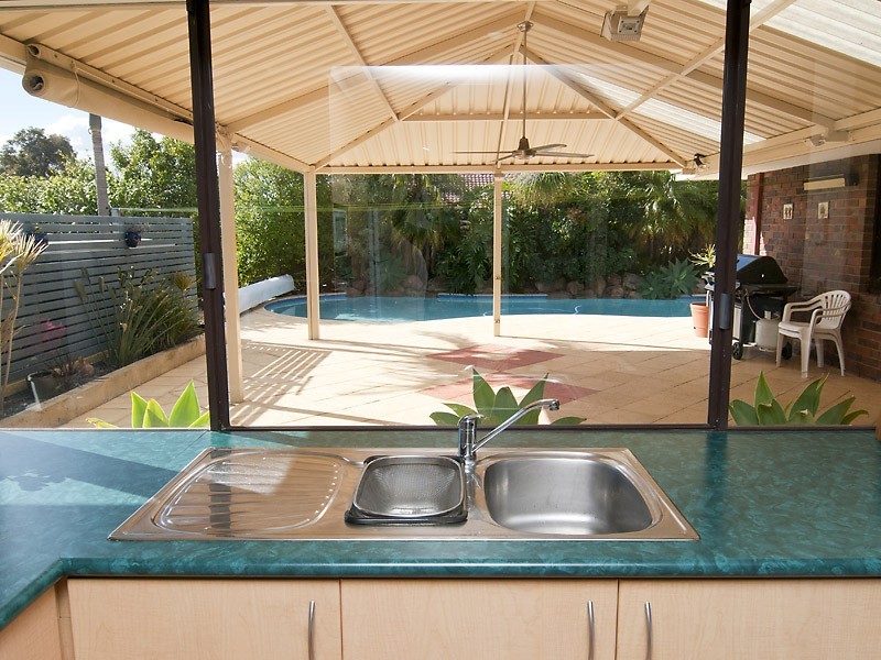 4 Clemros, Leeming WA 6149