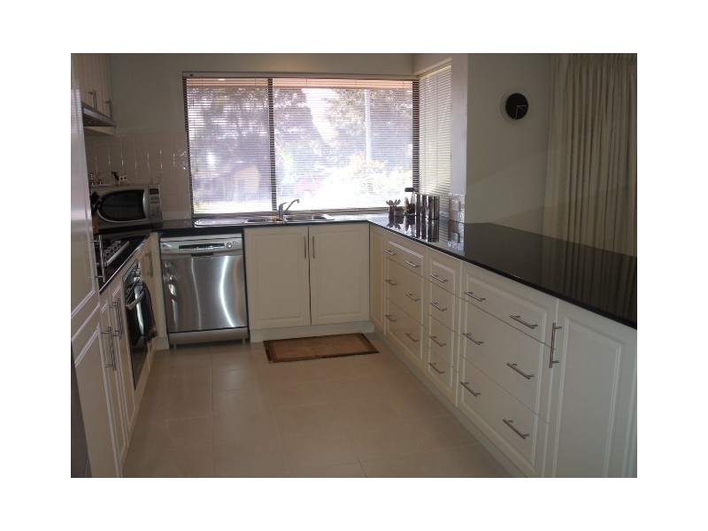 3 Leonard Place, Bull Creek WA 6149