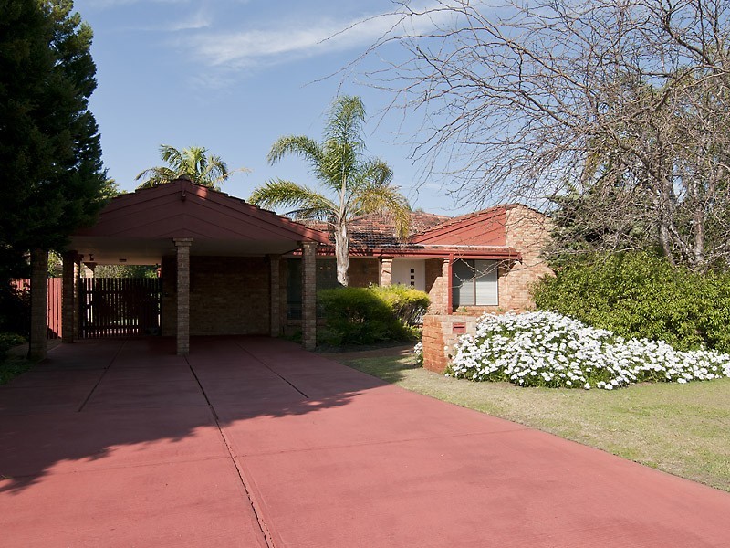 7 Kershaw Gardens, Leeming WA 6149